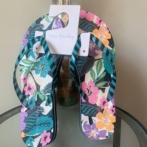 Vera Bradley size 9/10 Flip Flips